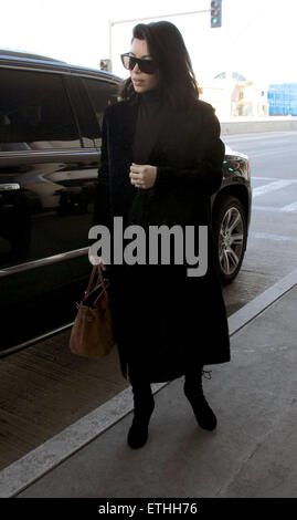 Kim Kardashian arriva all'Aeroporto Internazionale di Los Angeles (LAX) dotata di: Kim Kardashian dove: Los Angeles, California, Stati Uniti quando: 24 Feb 2015: credito denaro$caldo/WENN.com Foto Stock