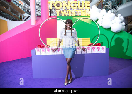 Lorraine Pascale lancia "Scioglilingua' esperienza multi sensoriale al Westfield Città Bianca. Dotato di: Lorraine Pascale dove: Londra, Regno Unito quando: 26 Feb 2015 Credit: Daniel Deme/WENN.com Foto Stock