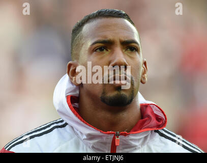 Faro, Portogallo. Xiii Giugno, 2015. La Germania Jerome Boateng prima di UEFA EURO 2016 qualifica del gruppo D partita di calcio Gibilterra vs. Germania nello Stadio Algarve Faro, Portogallo, 13 giugno 2015. Foto: Arne Dedert/dpa/Alamy Live News Foto Stock