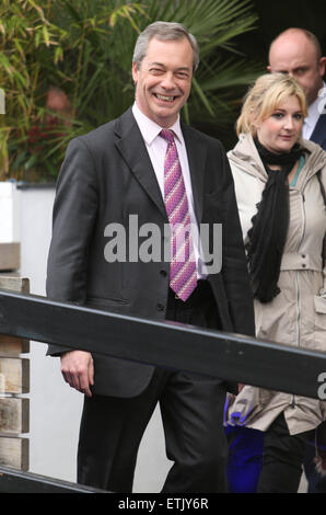 Nigel Farage al di fuori della ITV Studios con: Nigel Farage dove: Londra, Regno Unito quando: 05 Mar 2015 Credit: rocciosa/WENN.com Foto Stock