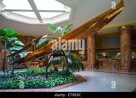 L'antico "Princess: Koa outrigger canoa, Kaua'i Marriott Resort; Kalapaki Bay, Kaua'i, Hawaii, STATI UNITI D'AMERICA Foto Stock