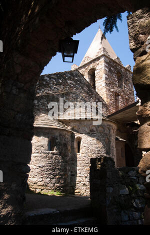 Sants Metges chiesa o Sant Cosme e Sant Damià chiesa. XI secolo. Sant Julià De Ramis. Foto Stock