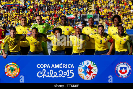 Rancagua, Cile. 14 Giugno, 2015. I giocatori della Colombia porre per le foto davanti a un gruppo C match tra Colombia e Venezuela in Copa America 2015 a Rancagua, Cile, 14 giugno 2015. La Colombia ha perso la partita 0-1. Credito: COLPRENSA/Xinhua/Alamy Live News Foto Stock