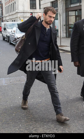 Celebrità a BBC Radio 1 dotate di: Theo James dove: Londra, Regno Unito quando: 11 Mar 2015 Credit: Mario Mitsis/WENN.com Foto Stock
