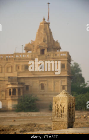 Tempio Jain, Amar Sagar, Lodurva, vicino a Jaisalmer, Rajasthan, India Foto Stock