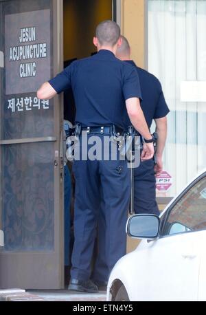 Gwen Stefani chiamato la polizia mentre è arrivato presso la clinica di agopuntura perché Stefani teme che un stalker seguita dal suo house per la clinica di agopuntura dove: Los Angeles, California, Stati Uniti quando: 16 Mar 2015 Credit: WENN.com Foto Stock