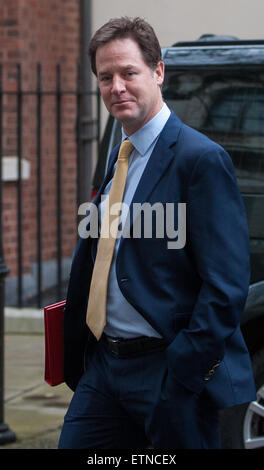 Downing Street - Arrivi e partenze con: Nick Clegg dove: London, England, Regno Unito quando: 17 Mar 2015 Credit: Pietro Maclaine/WENN.com Foto Stock