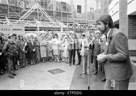 Stivali di nuova apertura del negozio a Clayton Square Shopping Centre, Liverpool 9 novembre 1988. Foto Stock