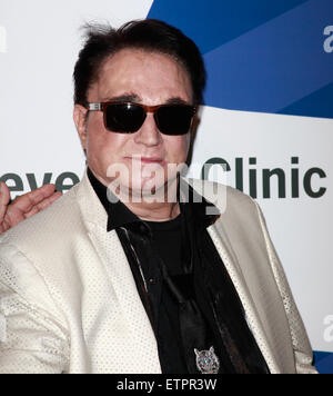 Las Vegas, Nevada, USA. 14 Giugno, 2015. Mago Roy Horn assiste il mantenere viva la memoria del XIX annuale di ''Potenza di amore " gala del giugno 13, 2015 a MGM Grand Arena di Las Vegas, Nevada © Marcel Thomas/ZUMA filo/Alamy Live News Foto Stock