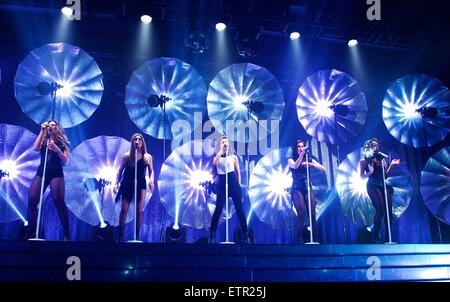 Quinto armonia 'La riflessione Tour' al Best Buy Theater di New York City con: Quinto concordia dove: la città di New York, New York, Stati Uniti quando: 23 Mar 2015 Credit: Alberto Reyes/WENN.com Foto Stock