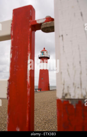 L'Europa, Paesi Bassi Zeeland, il faro Noorderhoofd al Westkap in Westkapelle sulla penisola di Walcheren. Europa, Nie Foto Stock