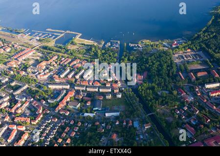 Vista aerea del Gizycko - città sul lago Niegocin, Mazury, Polonia Foto Stock