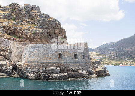 Spinalonga Castle su Spinalonga Island è una delle principali attrazioni turistiche di Creta, Grecia. Foto Stock