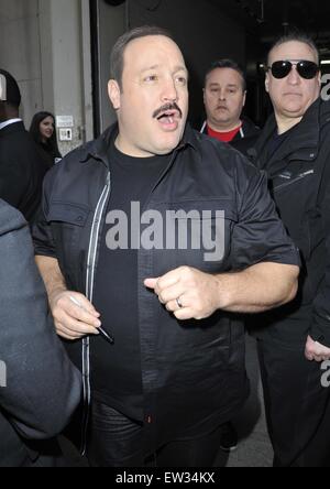 Kevin James all'Huffington Post con: Kevin James dove: Manhattan, New York, Stati Uniti quando: 13 Apr 2015 C Foto Stock