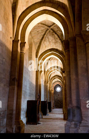 Nella navata della chiesa di Santa Maria de Veruela presso il monastero cistercense di lo stesso nome Foto Stock