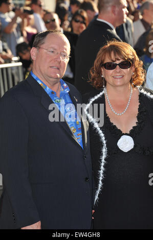 LOS ANGELES, CA - Giugno 18, 2011: John Lasseter alla premiere di "Cars 2' al El Capitan Theater di Hollywood. Foto Stock