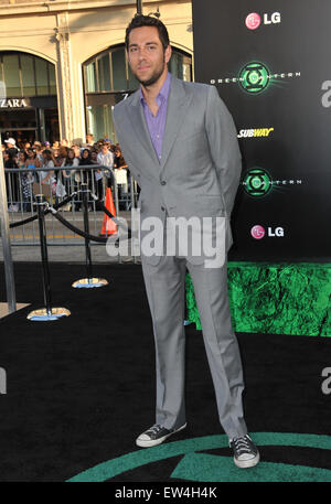 LOS ANGELES, CA - Giugno 15, 2011: Zachary Levi alla prima mondiale di "Lanterna Verde" a Grauman's Chinese Theater di Hollywood. Foto Stock