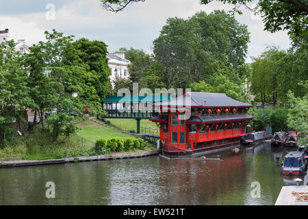 Feng Shang Princess floating ristorante Cinese, Regents Canal, London, England, Regno Unito Foto Stock