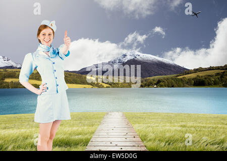 Immagine composita della graziosa hostess con mano sul hip Foto Stock