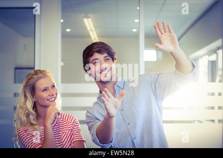 I colleghi la previsione di un'idea insieme Foto Stock