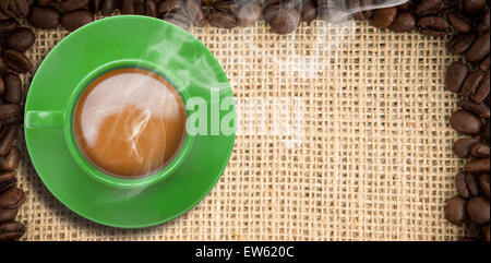 Immagine composita di verde tazza di caffè Foto Stock