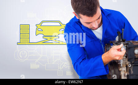 Immagine composita del meccanico maschio riparazione auto a motore Foto Stock