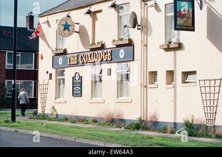 Il Coxlodge in, Fawdon Newcastle Upon Tyne, dove la scorsa notte (24 settembre 1995) e Derek Lee è stato assassinato da Steven Cook e John Harvey. Cuocere e Harvey erano armati con un coltello e un fucile da caccia e al di fuori del pub lo colpirono attraverso il cuore e sho Foto Stock