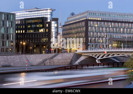 Kronprinzen Bridge, architettura moderna, ponte Calatrava, Berlin , Germania Foto Stock