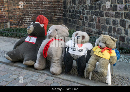 Orsi di Berlino nel quartiere Nicolai, Berlino Foto Stock