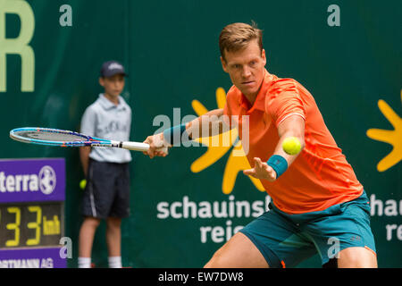 Tomas BERDYCH (CZE) riproduce in un colpo i quarti di finale della ATP Gerry Weber Open Tennis campionati a Halle, Germania. Foto Stock