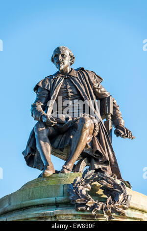 Una statua di William Shakespeare a Stratford upon Avon Foto Stock