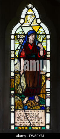 Memorial vetrata, Chiesa di San James, Staunton, vicino a Tewkesbury, nel Gloucestershire, England, Regno Unito Foto Stock