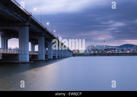 Banpo Bridge di notte, Seoul, Soth Corea Foto Stock