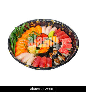 Togliere la selezione di sushi fresco express sul vassoio di plastica Foto Stock