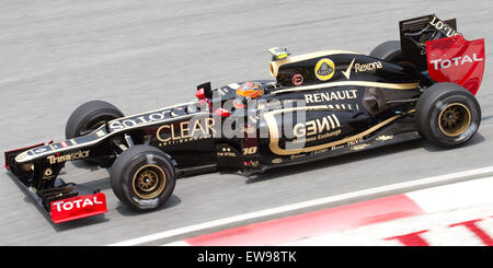 Romain Grosjean del Lotus F1 Team ha partecipato al Gran Premio della Malesia 2012, mostrando forti prestazioni durante la seconda sessione di prove libere (FP2). Il suo tempo segnò un notevole successo nell'evento agonistico. Foto Stock