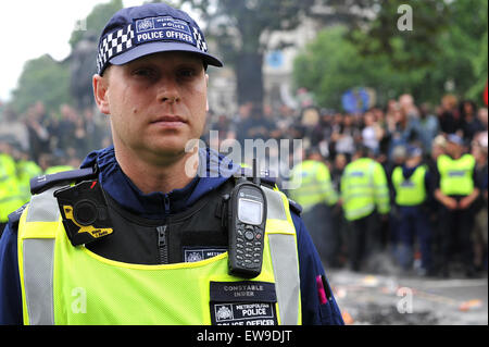 Londra, Regno Unito. Xx Giugno, 2015. Migliaia di manifestanti frequentare un marzo contro la politica di austerità sotto il nuovo governo Tory. Il marzo arriva come il governo Tory propone di tagliare £12 miliardi dal benessere. Credito: Lewis Coxhill/Alamy Live News Foto Stock