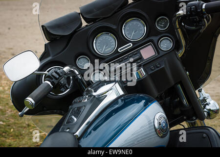 Cruscotto di una motocicletta Harley Davidson Electra Glide Ultra Classic Foto Stock