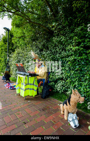 Street intrattenitore, Lewes, Sussex, Regno Unito Foto Stock