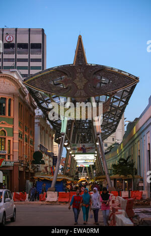 Kasturi a piedi, la struttura del punto di riferimento del Mercato Centrale, il centro culturale di Kuala Lumpur in Malesia. Foto Stock