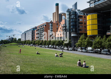 Complesso edilizio, Tilla Durieux Park, Berlino, Germania Foto Stock