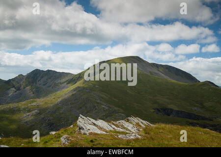 Guardando verso Moel-yr-Hydd verso Moelwyn Mawr Galles del Nord. Foto Stock