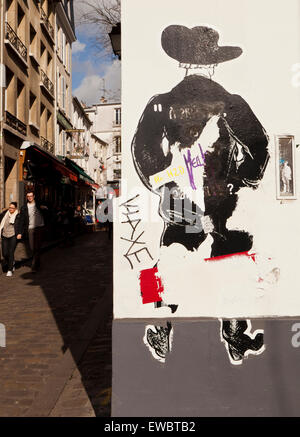 Graffiti su una strada di Parigi Francia Europa Foto Stock
