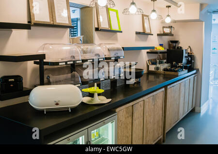 Caffè e bar per la colazione in un hotel Foto Stock