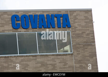 Un logo segno al di fuori della sede di Covanta in Morristown, New Jersey. Foto Stock