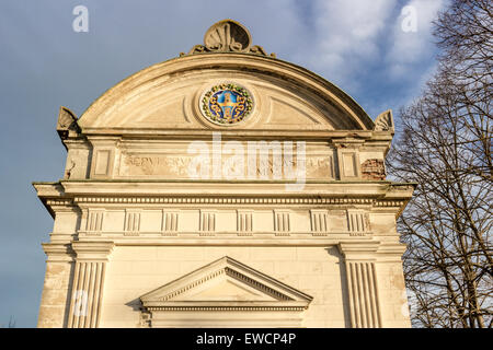 Facciata del XVII secolo la chiesa, l'oratorio di 'Santissima Annunziata" (Sepulcrum Gentis Piancastelli) in Fusignano, Italia Foto Stock