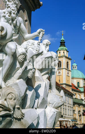 La fontana dei Tre Fiumi Carniolan. Lubiana. La Slovenia Foto Stock