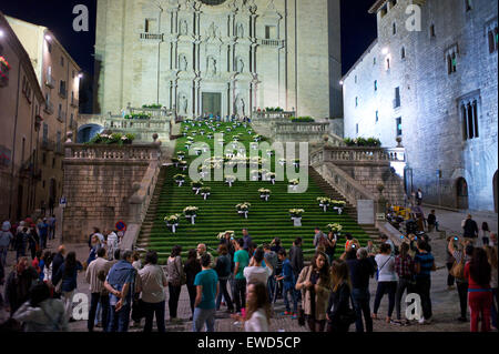 La cattedrale durante il festival dei fiori, Girona, Catalogna, Spagna Foto Stock