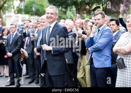 Londra, Regno Unito. Il 22 giugno, 2015. Gazzetta Londra Visita di Andrej Kiska, Presidente della Repubblica slovacca e la presentazione di AeroMobil 3.0 da Juraj Vaculík e Štefan Klein, Ambasciata della Repubblica slovacca a Londra Credito: Lucia Hrda/Alamy Live News Foto Stock