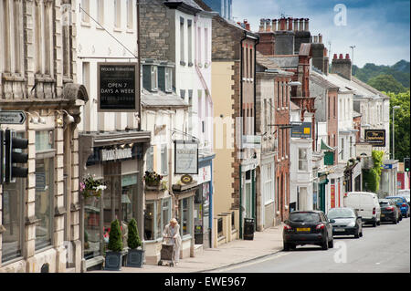 High Street (Est) In Dorchester Dorset, Inghilterra, Regno Unito. Foto Stock