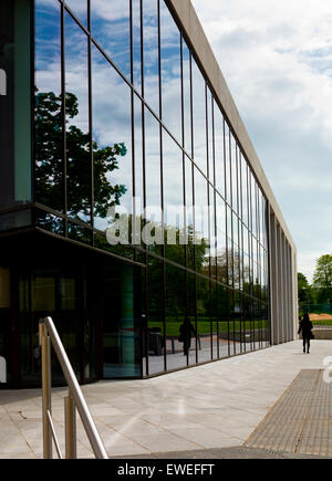 Gli edifici del campus presso Luniversita di Loughborough una ricerca pubblica Università di East Midlands LEICESTERSHIRE REGNO UNITO Inghilterra Foto Stock